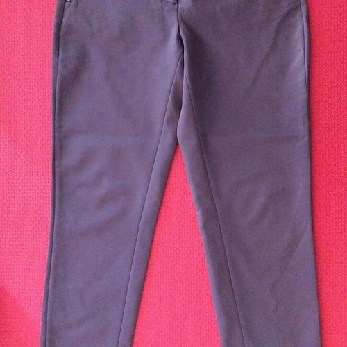 H&M straight-leg grey pants like new with sporty zipper detail