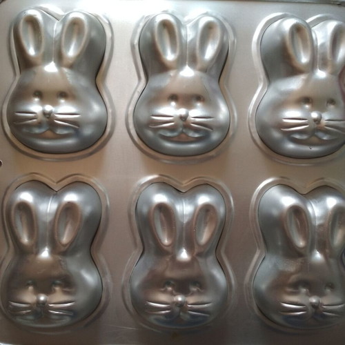 Easter children's cake molds new, set of 3 pieces