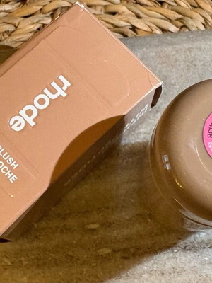 Rhode Pocket Blush Juice Box new pink cream blush