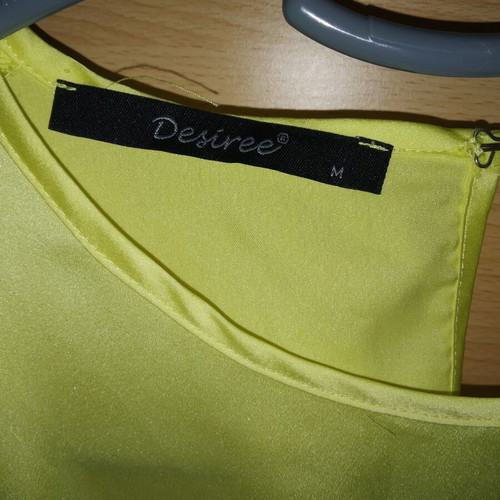Desiree satin blouse new, size M, yellow