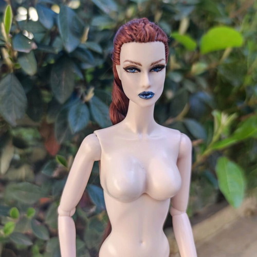 Lovetones Roxy OOAK doll on Luly body like new