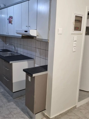 Διαμέρισμα ισόγειο 60 τμ στο Αιγάλεω, 2 υπνοδωμάτια, ανακαινισμένο 2023