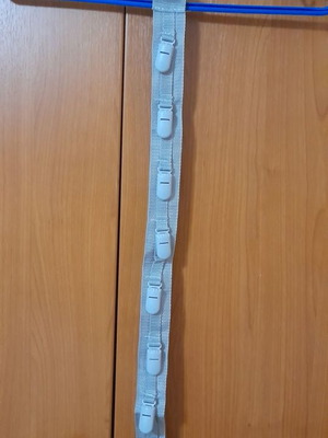 Κρεμαστή οργάνωση ντουλάπας για καπέλα με 8 κλιπ, καινούργιο