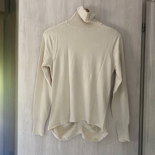 Sarah turtleneck size M new, beige