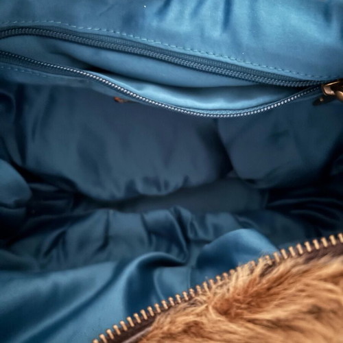 Women's bag made of natural fur and leather like new, lightly used