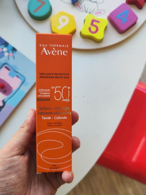 Avene tinted face sunscreen SPF 50 new