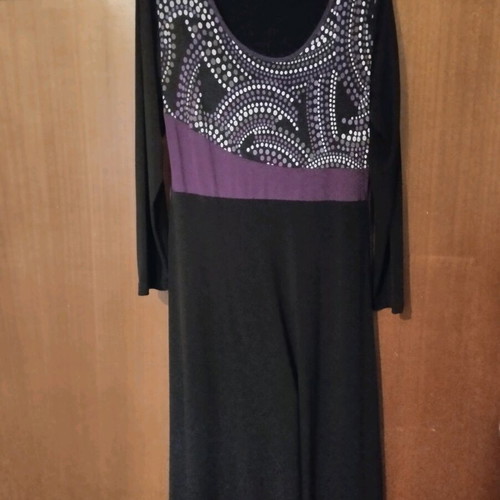 Black dress with purple and white pattern XXL like new