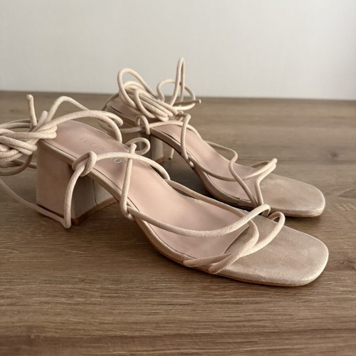 Sandals used, size 37, 7 cm heel, beige