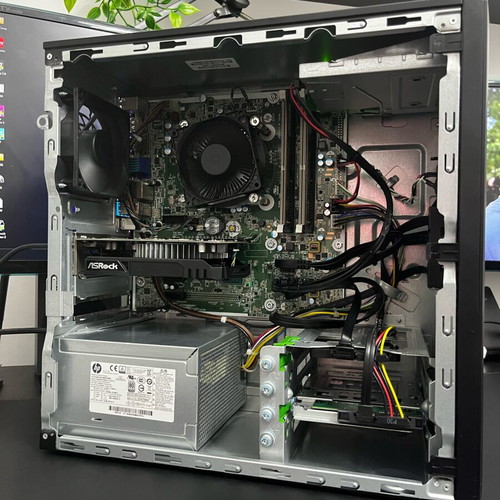 Budget Gaming PC with RX 560, i5 6400, 8GB RAM, 360GB SSD, Windows 11 and Office used