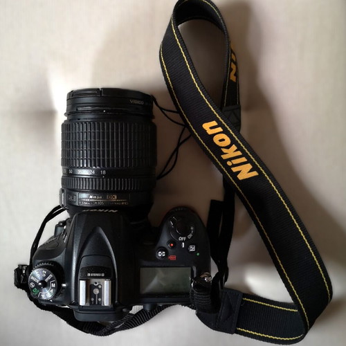 Nikon D7200 like new with 2 lenses… - € 620,00 - Vendora.cy