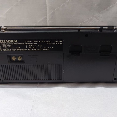 Palladium 949/469 radio used in very good condition