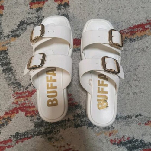 Bufallo sandals size 38 like new, synthetic leather white and gold