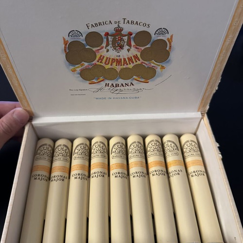 H. Upmann Coronas Major collectible box with 18 authentic tubes like new
