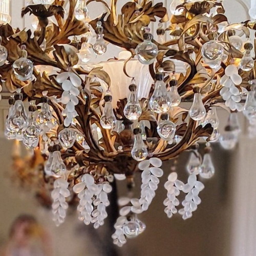 Murano chandelier like new with matching wall lamp set