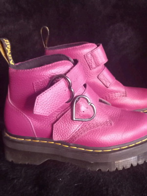 Doc Martens Devon Heart μπότες ροζ, μέγεθος 38, σαν καινούργιο