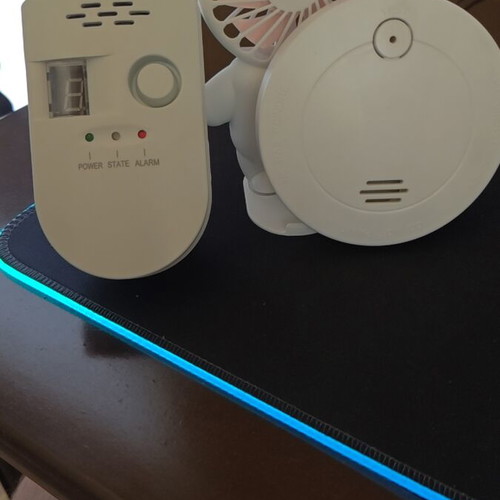 Nedis Smoke and Gas Detectors like new with Eurolamp rechargeable fan