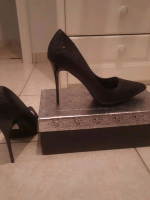 Black high heels with rhinestones and thin heel, new, size 40
