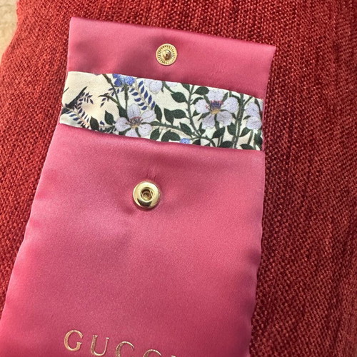Gucci beauty compact mirror new collectible with case