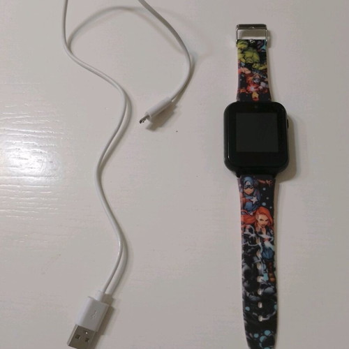 Avengers kids smartwatch like new with touch screen and camera