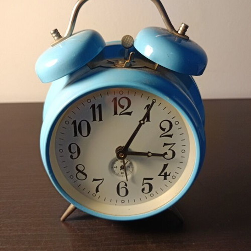 Winding table clock used, not working