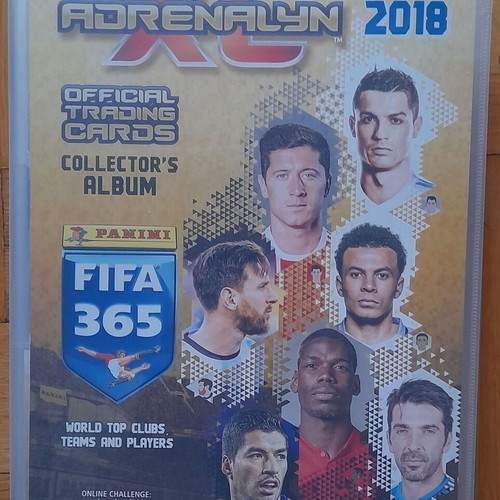FIFA 365 2017-2018 Adrenalyn XL album with 374/459 cards like new