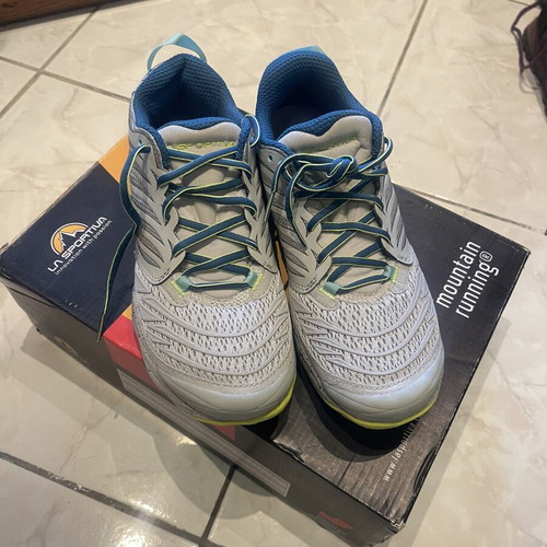 La Sportiva mountain running shoes new, size 40.5, gray