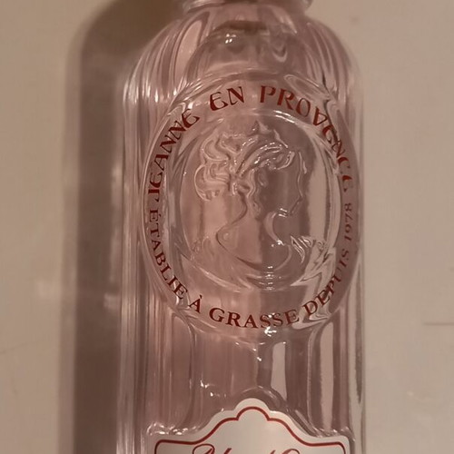 Un Matin Dans La Roseraie Jeanne En Provence perfume 60 ml like new