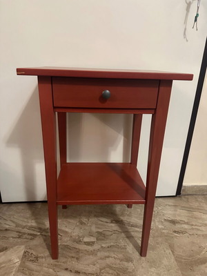 Ikea Hemnes nightstand like new with small dent