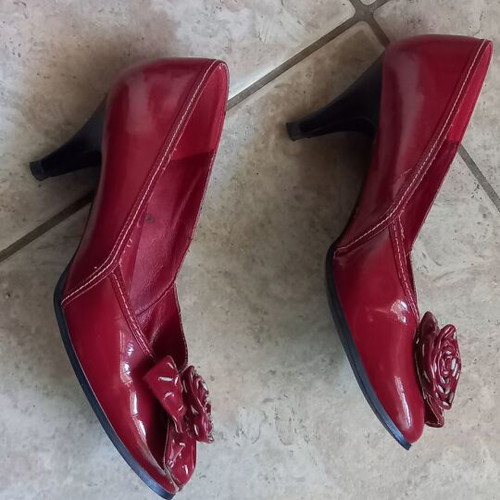 Red pumps used size 38 with 7cm thin heel