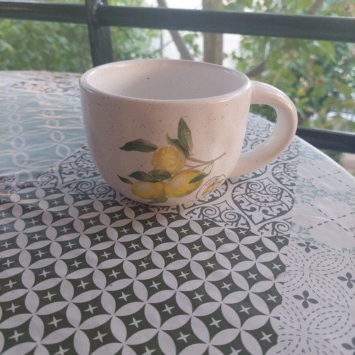 Large lemon mug