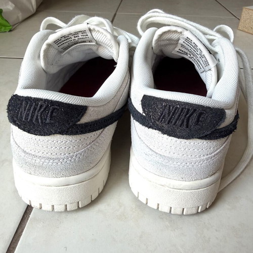 Nike Dunk Low SE 38.5 suede iridescent, like new