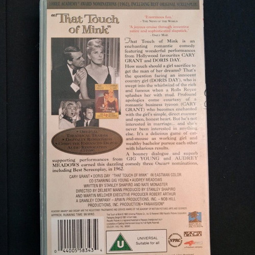 That Touch of Mink VHS tape like new, Golden Classics