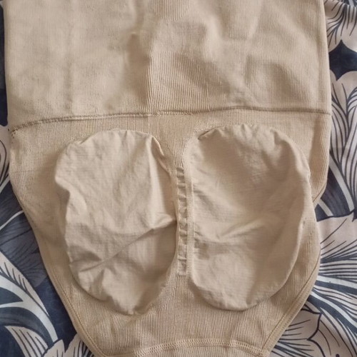 Corsets beige new, size M/L without label