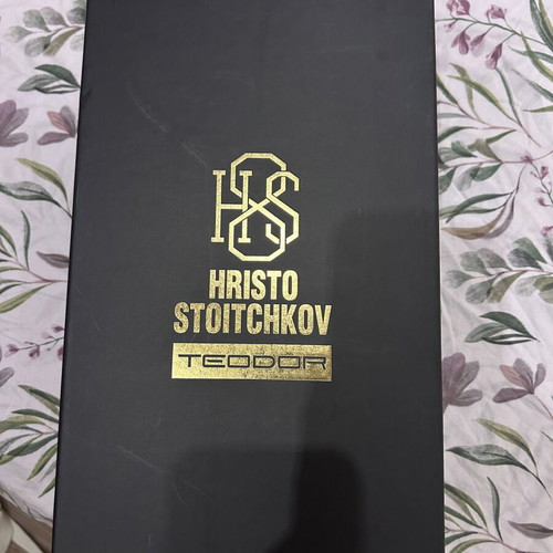 Hristo Stoichkov sneakers new, size 42, sports style