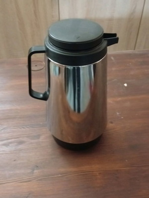 Stainless steel thermos jug 1lt like new