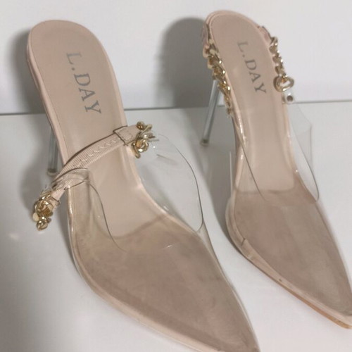 Sandals with transparent details and chain, like new, size 40