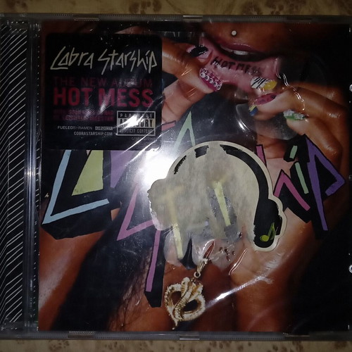 Labra Starship Hot Mess CD in excellent condition