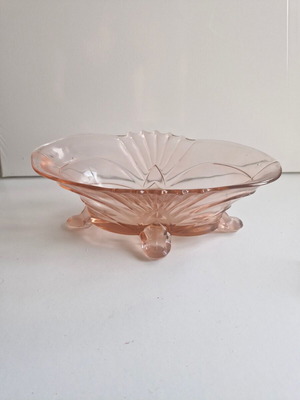 Fruit bowl in salmon color vintage in very good condition