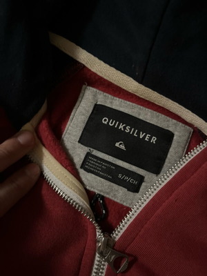Quiksilver jacket like new, size S