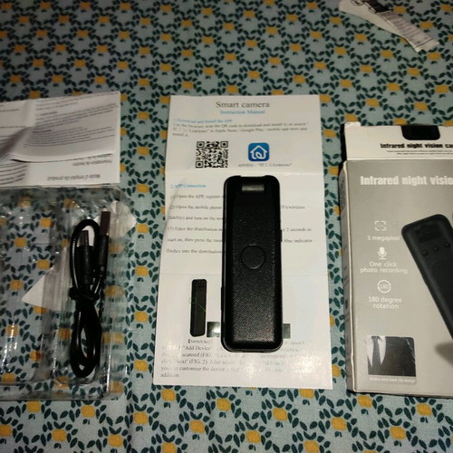 Wireless IP Camera 2.4GHz WiFi new with night vision and rechargeable battery