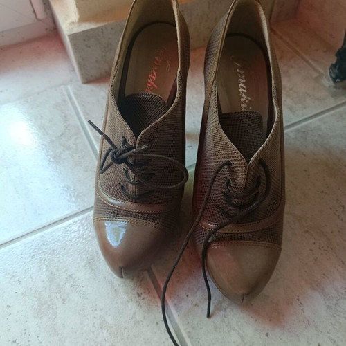 Plaid lace-up ankle boots like new, brown, size 37