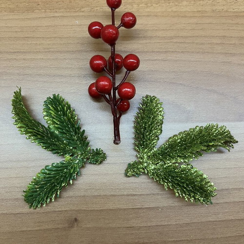 Santa Claus Christmas decoration set with bells and berries