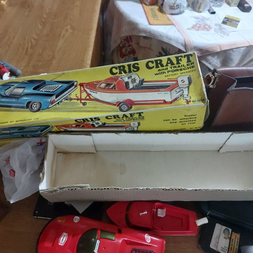 MrP Cris Craft παιχνίδι με κουτί μεταχειρισμένο, λείπει μία ρόδα, μικρή φθορά