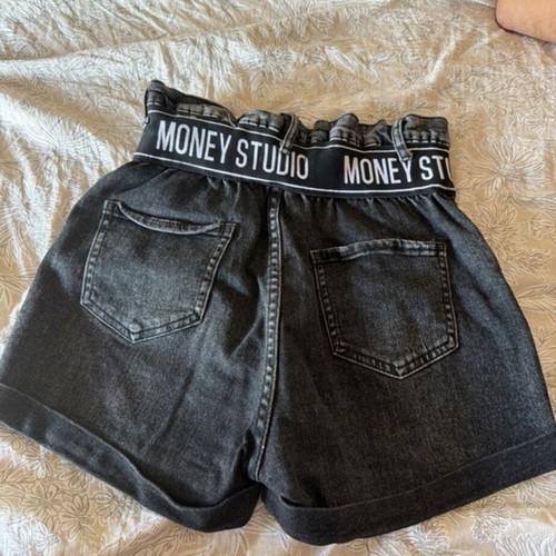 Shorts black, high-waisted, elastic, like new, size S