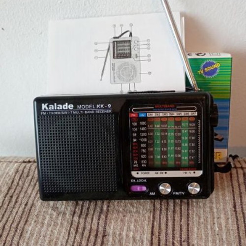 Portable radio FM AM MW SW TV new, black