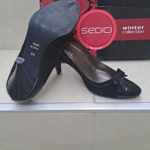 Sedici black pumps size 39 suede and patent leather like new