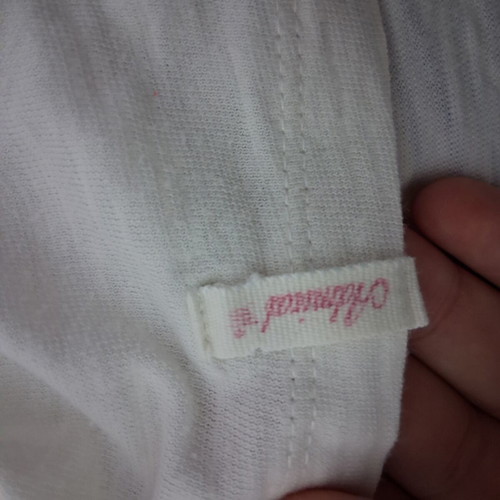 Oversized Off-Shoulder T-Shirt Admiral like new, white multicolor