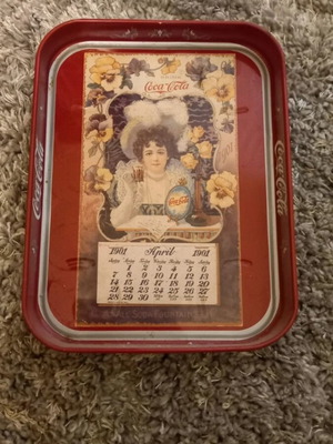 Coca-Cola serving tray vintage new, collectible 1981
