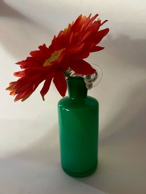 Glass handmade vase in emerald color like new