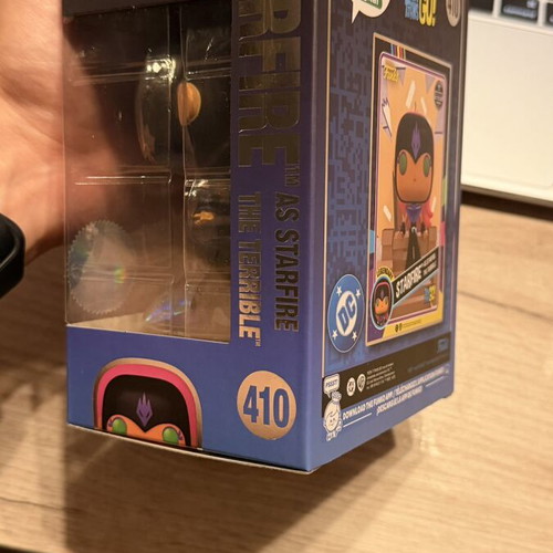 Funko Pop! Starfire LE 1096 vinyl figure